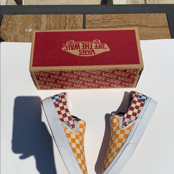 Slip on vans - Picture 3 of 4